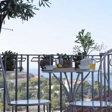 Casa Degrassi - Main Square - Seaview شقة فيرسار
